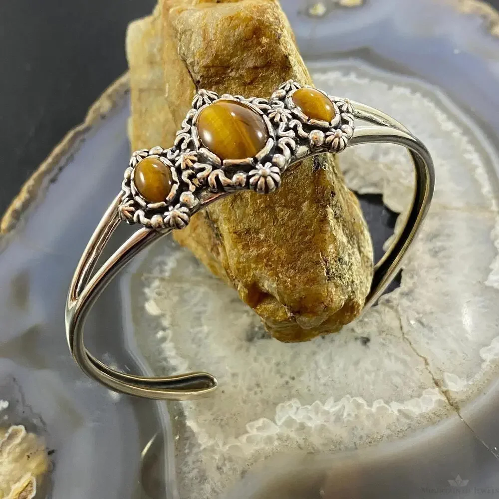 Carolyn Pollack Vintage Southwestern Style Sterling Tiger Eye Decorated Bracelet